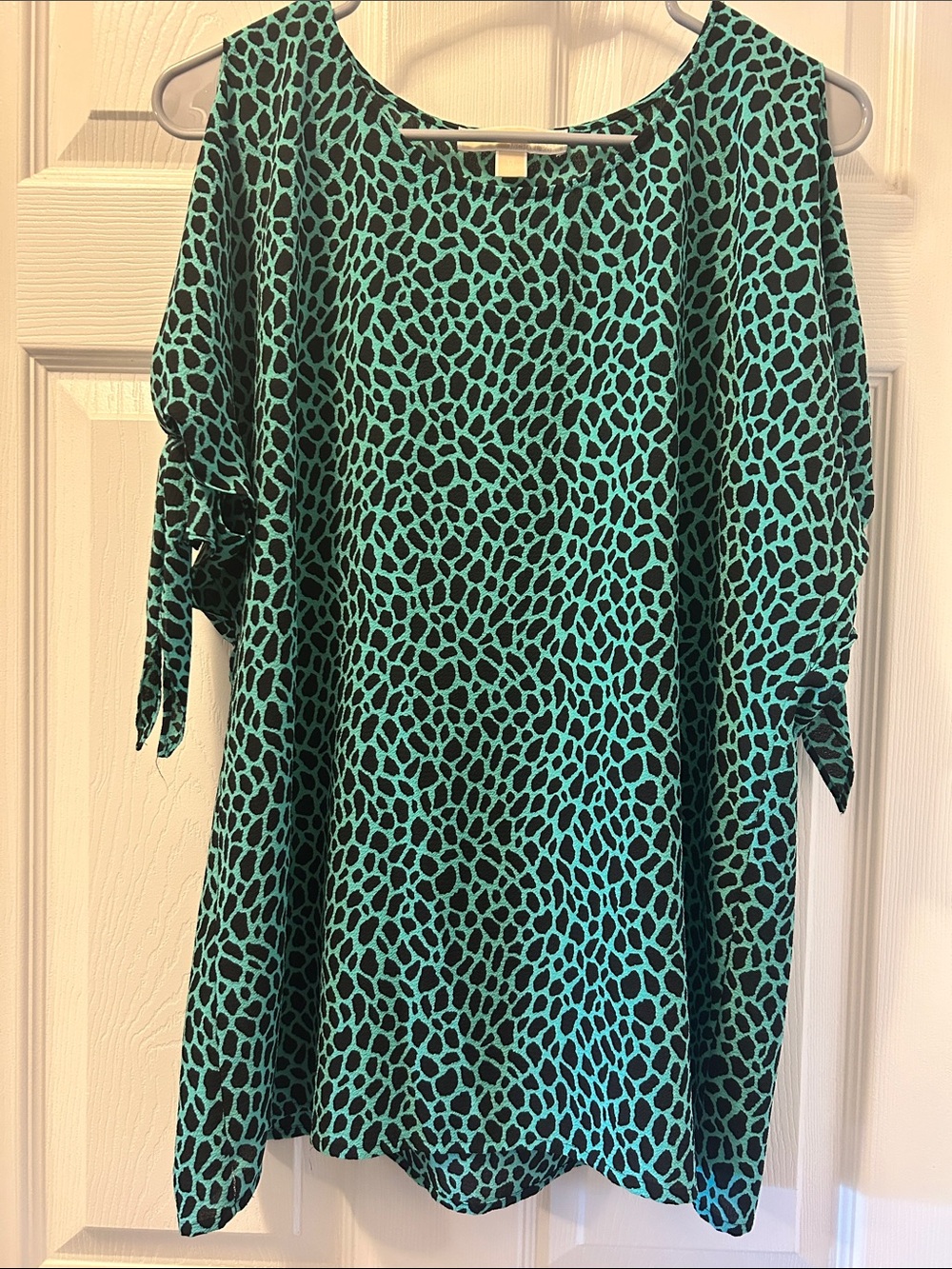 MICHAEL Michael Kors Teal and Black Animal Print Top